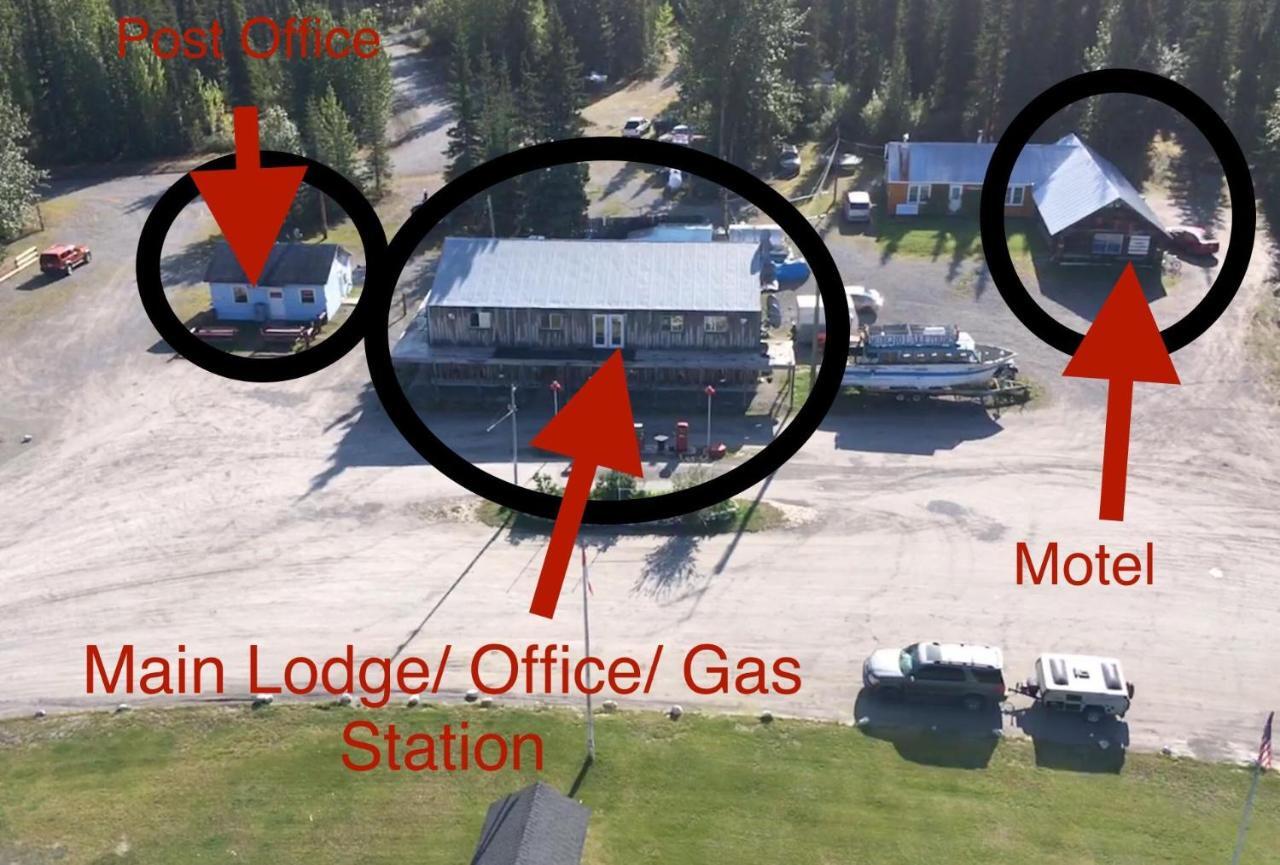 Muncho Lake Double G Service المظهر الخارجي الصورة